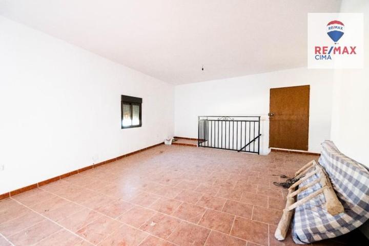 Casas de pueblo en venta en Freila, Freila photo 0