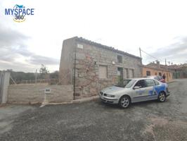Casa con terreno en venta en Ávila, Navalperal de pinares photo 0