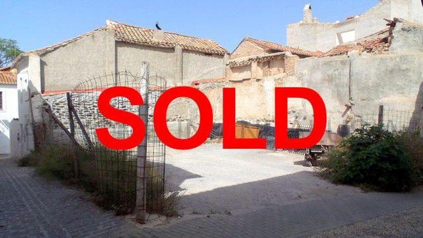 Terreno en venta en Nigüelas, Centro photo 0