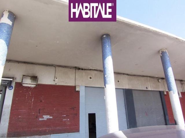 Local comercial en venta en Valencia, La Fontsanta photo 0