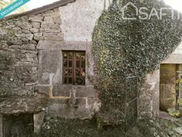 Casa con terreno en venta en Lalín photo 0