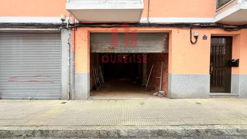Local comercial en venta en Ourense, Veintiuno photo 0