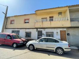 Piso en venta en Fines, Calle Velazquez, Fines photo 0