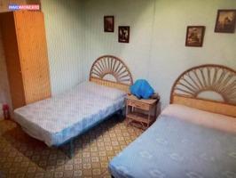 Casa en venta en Novallas, - Casco Urbano - photo 0