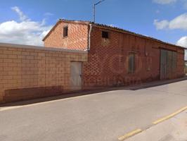 Edificio en venta en Hormilla photo 0