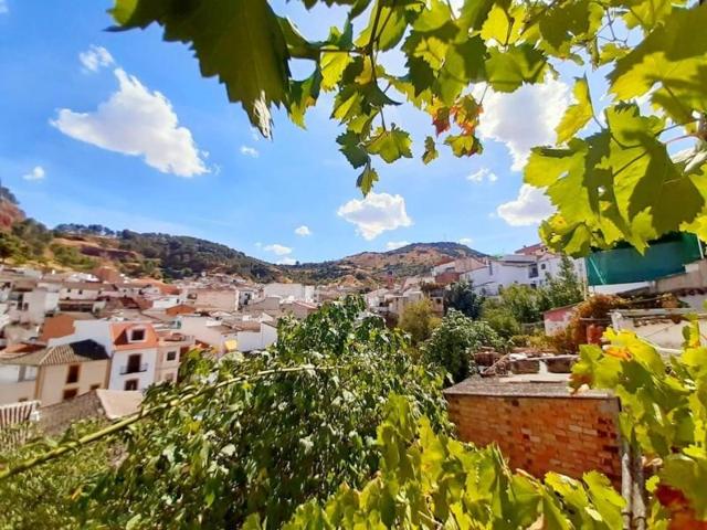 Casas de pueblo en venta en Santisteban del Puerto, Área del Condado photo 0