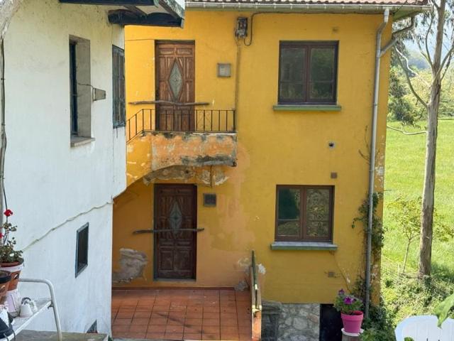 Casa en venta en Lena, Villallana photo 0