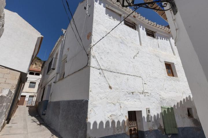 Casa en venta en Albuñuelas, Albuñuelas photo 0