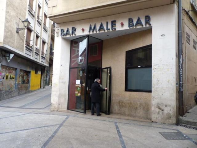 Local comercial en venta en Estella-Lizarra, Centro photo 0