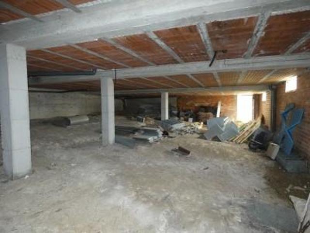 Local comercial en venta en Arróniz, Pueblo photo 0