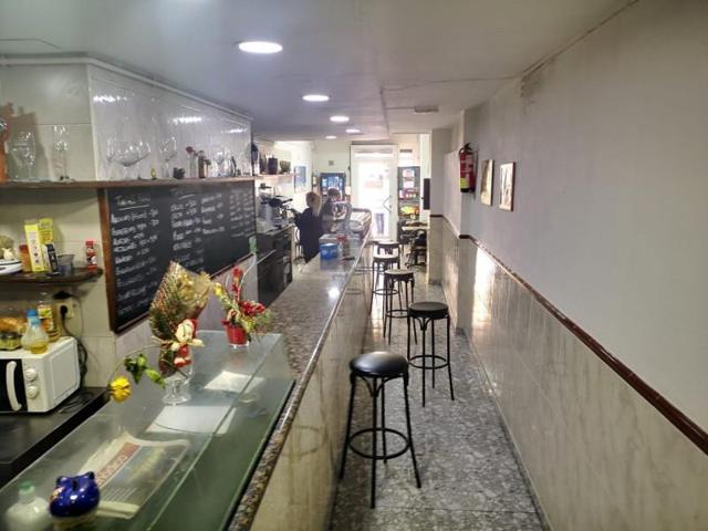 Local comercial en venta en Barcelona, Navas photo 0