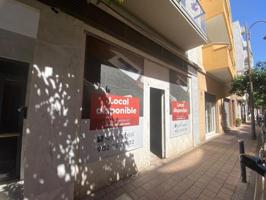 Local comercial en venta en Lorca photo 0