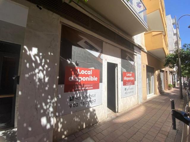 Local comercial en venta en Lorca photo 0