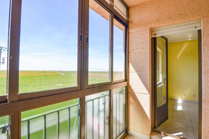 Piso en venta en Fuente de San Esteban, LA FUENTE DE SAN ESTEBAN photo 0