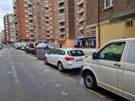 Local comercial en venta en Ponferrada, Alta photo 0