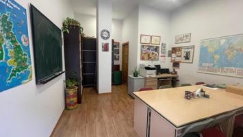 Local comercial en venta en Ponferrada, Calle Monasterio de Carracedo, 24401 photo 0