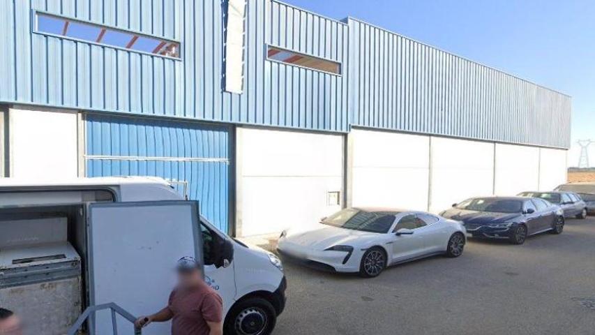 Nave industrial en venta en Alcalá del Río, CALLE CLAUDIO photo 0