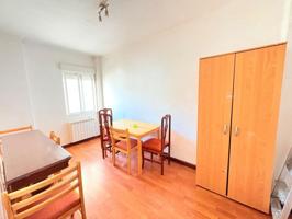 Piso en venta en Ponferrada, Centro photo 0
