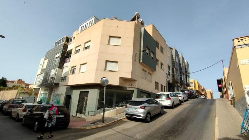 Piso en venta en El Ejido, Ejido sur photo 0