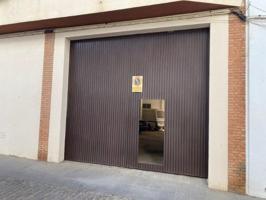 Local comercial en venta en Fuente del Maestre photo 0