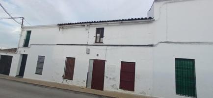 Casa en venta en Los Santos de Maimona, Extremadura photo 0