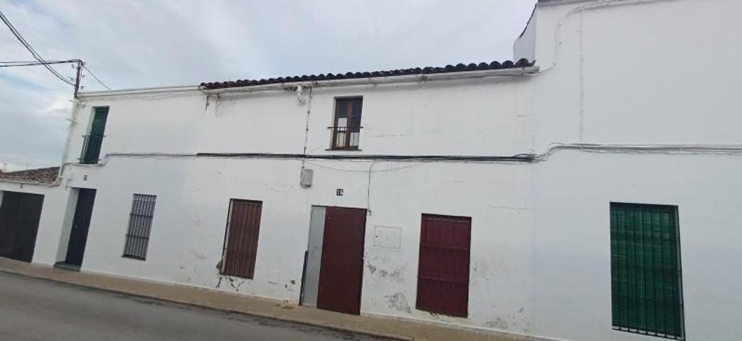 Casa en venta en Los Santos de Maimona, Extremadura photo 0