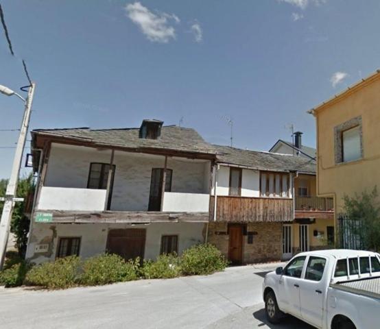 Casa en venta en Ponferrada, Fuentes nuevas photo 0