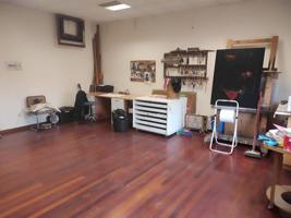 Local comercial en venta en Teo, ZONA MONTOUTO photo 0