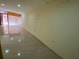 Local comercial en venta en Vilanova del Camí, Centre photo 0