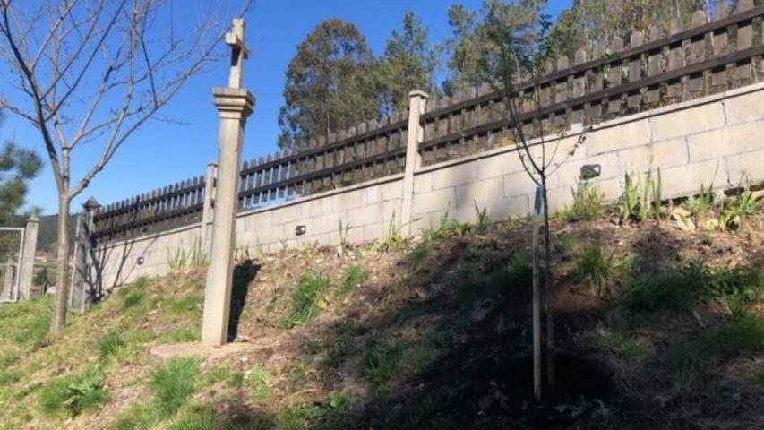 Terreno en venta en Ordes photo 0