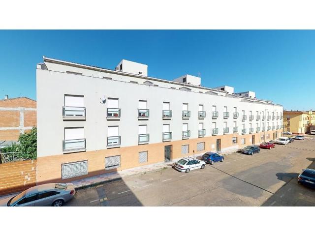 Piso en venta en Don Benito photo 0