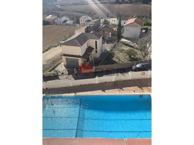 Piso en venta en Torrelles de Foix photo 0