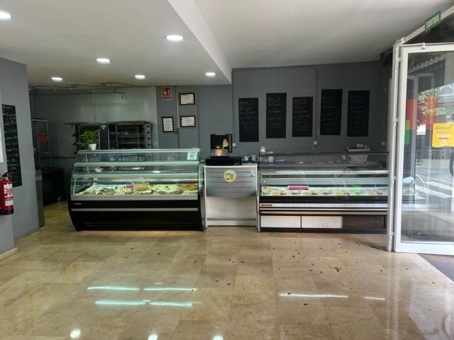 Local comercial en venta en Viladecans, Barri antic photo 0
