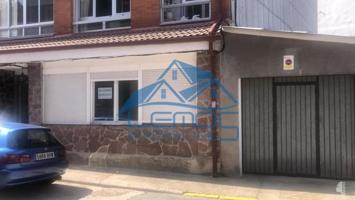 Piso en venta en Cistierna, Manuel Echevarria, 24800 photo 0