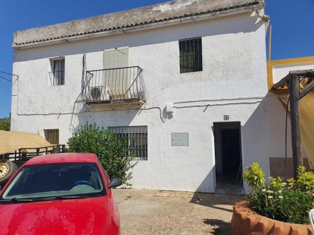 Casa en venta en Lora del Río, Andalucia photo 0