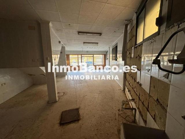 Local comercial en venta en Turís, Calle San Vicente, 32, 46389 photo 0