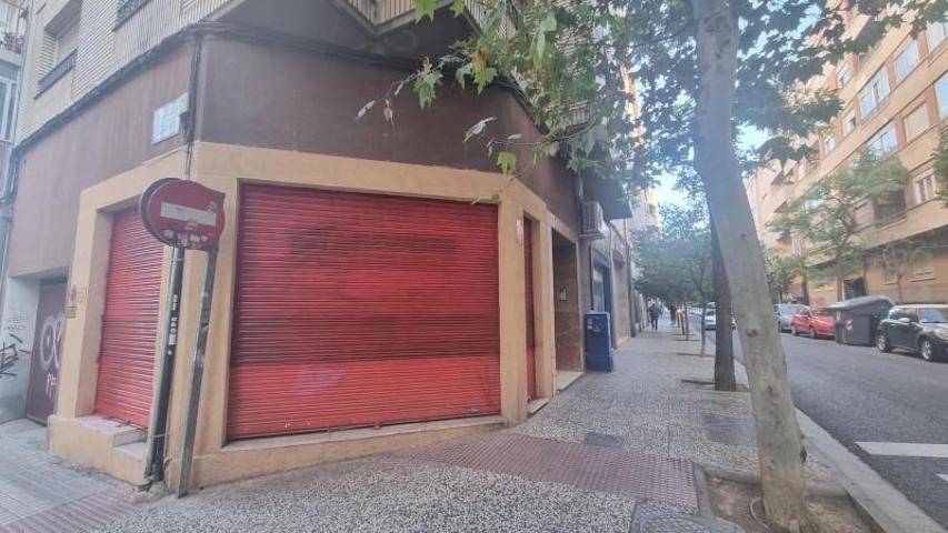 Local comercial en venta en Zaragoza, San Jose photo 0