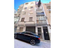 Piso en venta en Plasencia photo 0