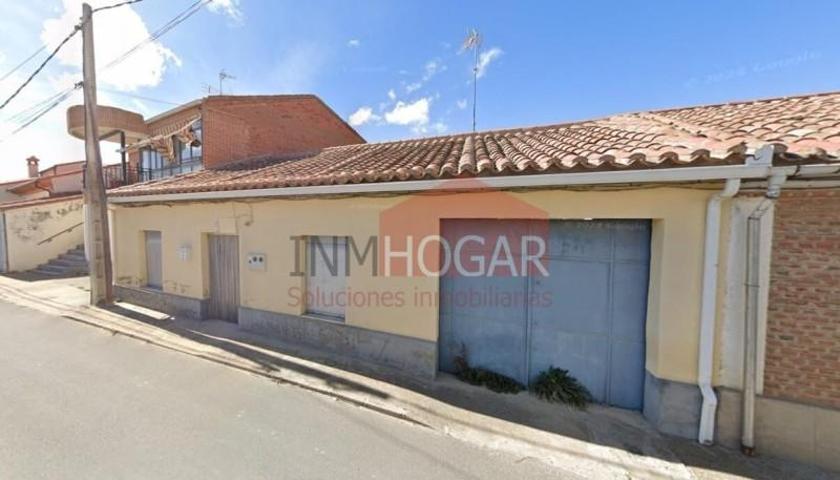 Casa en venta en Collado de Contreras, Centro photo 0