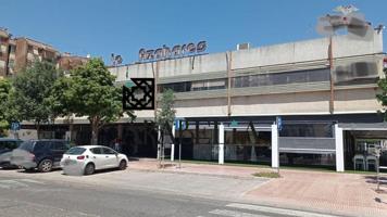 Local comercial en venta en Córdoba, Ciudad Jardín photo 0