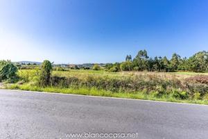 Terreno en venta en Malpica de Bergantiños, Leiloyo photo 0