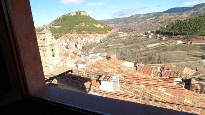 Chalet en venta en Ademuz, Ademuz photo 0