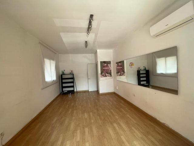 Local comercial en venta en Abrera, Sant pere 5 photo 0