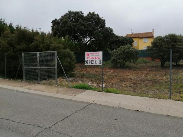 Terreno en venta en Chiloeches, Calle del Barranco del Soto, 19160 photo 0