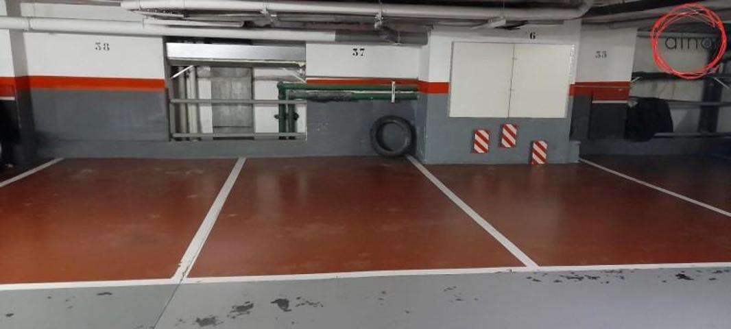 Garaje en venta en Pamplona, 2º Ensanche photo 0