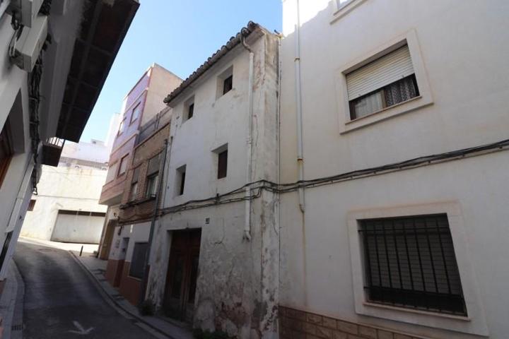 Adosada en venta en Buñol, Calle Colón, 46360 photo 0