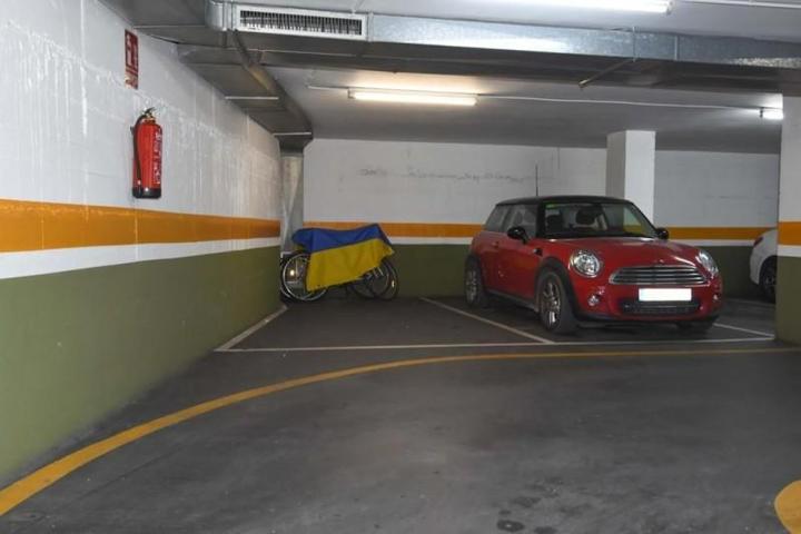 Garaje en venta en Girona, Centro - Barri Vell photo 0