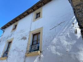 Chalet en venta en Trespaderne, La Iglesia, 09540 photo 0