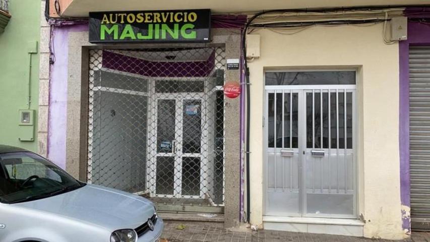 Local comercial en venta en Almendralejo, Extremadura photo 0