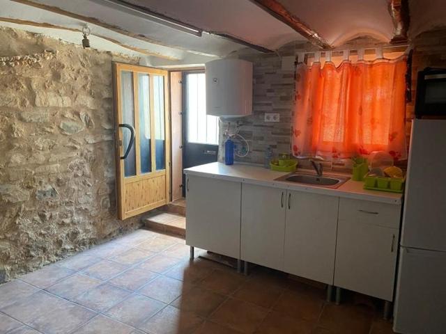 Casas de pueblo en venta en Villanueva de Jiloca, Aragon photo 0